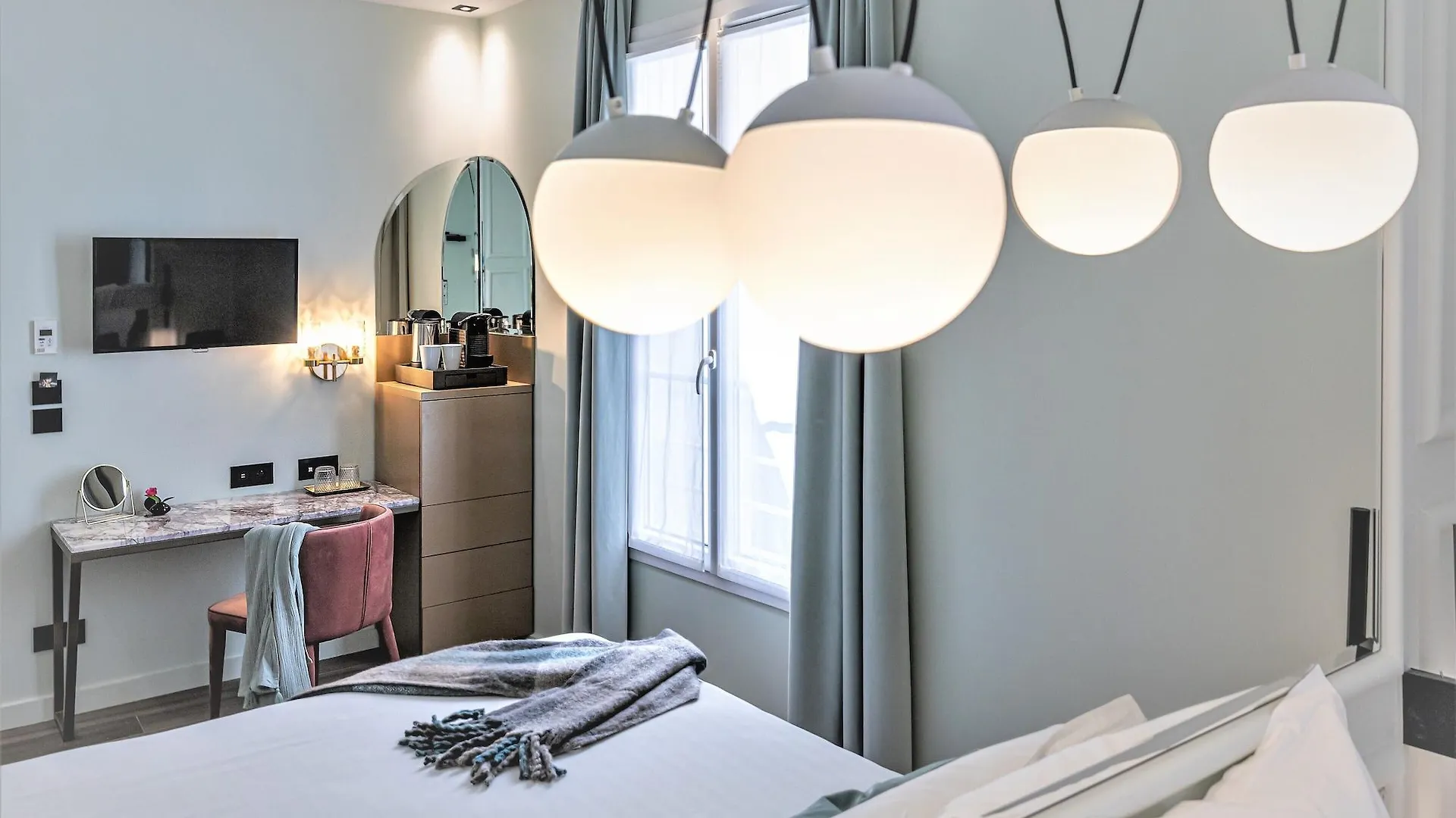 ****  Hotel Veryste & Spa Paris France